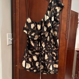 New York & Company Black and Cream One-Shoulder Blouse